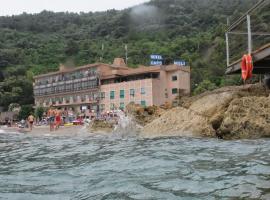 놀리에 위치한 호텔 Hotel Capo Noli