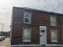 Family Home Near City Centre, hotell sihtkohas Carlisle