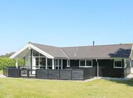 8 person holiday home in Hadsund