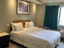 777 Motor Inn, hotel pantai di Huntington Beach