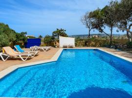Ponent, holiday home in Es Calo