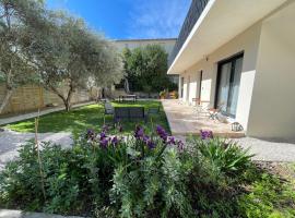 Les Oliviers, hotel din Arles