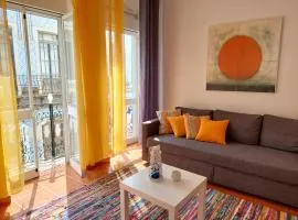 Casa Olhão Terraço: espaço, conforto e terraço com churrasqueira