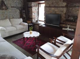 Próti에 위치한 호텔 Traditional House "Elisavet"