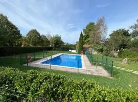 Bajo con Jardin y Piscina!