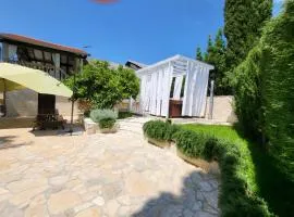 Villa Roko - Luxury Villa 60m from beach!
