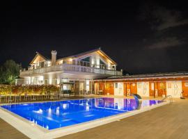 Villa Bianca โรงแรมราคาถูกในRubjekë