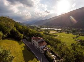 ALTRAVISTA TARZO, prázdninový dům v destinaci Revine Lago