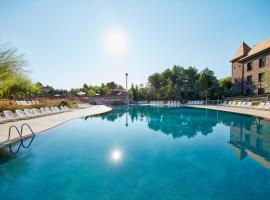 PortAventura Hotel Gold River - Includes PortAventura Park Tickets, מלון בסאלו