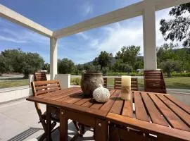 Luxury rental villa for 14 people
