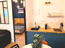 Viesnīca ar autostāvvietu Guest house proche Aix en Provence pilsētā Simiane-Collongue