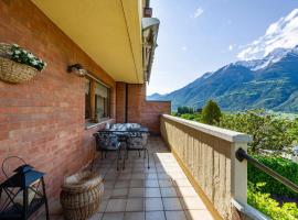 Casa Margherita: Aosta'da bir otoparklı otel