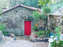 Moinho do Formigal, hotel with parking in Valença