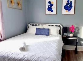Entire Studio Apartment #2/Minutes to Downtown Indianapolis