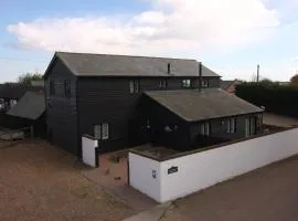 The Cart Lodge at Lee Wick Farm Cottages & Glamping