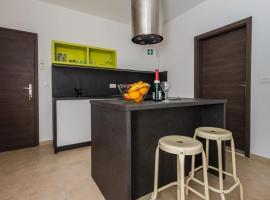 Studio Apartment Stela, Ferienwohnung in Vrboska