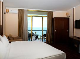 Hotel Corner Inn, hotel near Batumi International Airport - BUS, Batumi