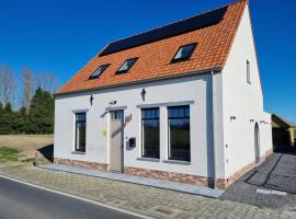 In de Voorstad Watou, hotel con estacionamiento en Watou