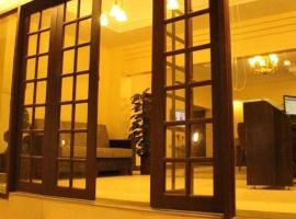 Hotel Inn, hotel near Jinnah International Airport - KHI, Karachi