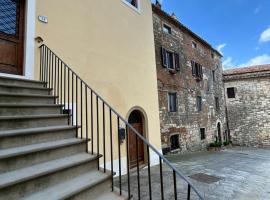 Casa al Castello, hotel in Rosignano Marittimo