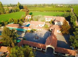 Howard Johnson Hotel Rinconada de Los Andes, hotel near San Rafael Airport - LOB, 