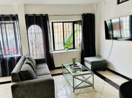 Comfortable 3-Bedroom Condo in Bellavista, Guayaquil, gjestgiveri i Guayaquil