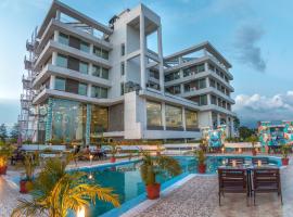 The Solitaire, hotel med parkering i Dehradun