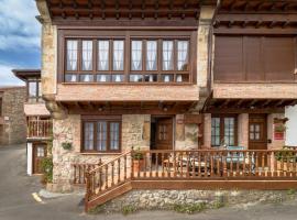 CASA GERRA COMILLAS โรงแรมในโกมิญาส