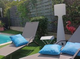 MimiLou rez-de-jardin avec piscine & spa、アグドのアパートメント