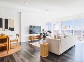 Luxury Penthouse 3bd with the best views in LA