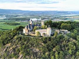 Penzion hrad Doubravka – hotel w Cieplicach
