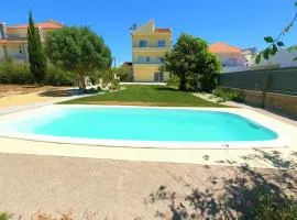 Caparica traditional V4 duplex apartment with pool Charneca da Caparica Lisboa