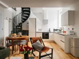 Jesticos, Beautiful Central , 1 Parking included