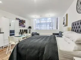 Stylish Urban Retreat in the Heart of Liverpool