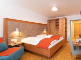 Santner, Hotel、オイゲンドルフのホテル