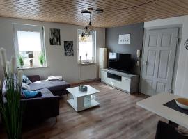 Gemütliche Ferienwohnung am Schwarzwaldrand, Hotel in Jettingen