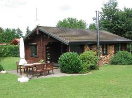 Holzhaus am Heidesee, casa a Müden