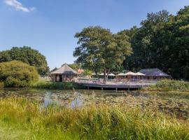 Huttopia de Roos, glamping site sa Stegeren