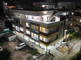Padma Homes Stay- Luxury Service Apartment 1BHK & 2BHK & 3BHK, hotel in Tirupati