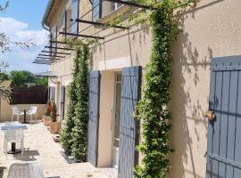 Le Petit Eden, hotel a Saint-Quentin-la-Poterie