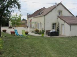 Chez la francine, cabaña en Noë-les-Mallets