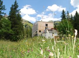 Berghotel Mettmen, hotell i Schwanden