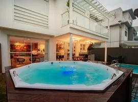 Em condominio Pe na Areia Casa Nova p 12 Jacuzi