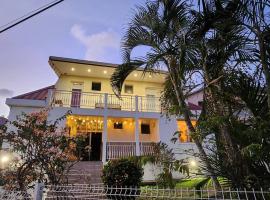 Villa Marilou - Les pieds dans l'eau, hótel í Quartier du Fond Fleuri