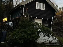 Stabbur Steinbekken, back to basic primitive overnight, no shower, shared toilet