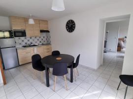 Logement Servon-sur-Vilaine, ξενοδοχείο σε Servon-sur-Vilaine