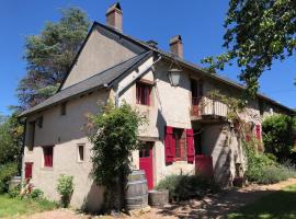 Grande maison familiale, rustique et charmante en Bourgogne, dans le Morvan, hótel í Dun-sur-Grandry