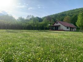 La Prairie, hotel a Korenica