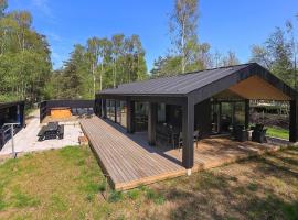 9 person holiday home in L s, cottage di Læsø