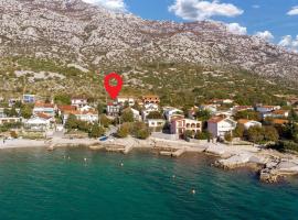 Awesome Home In Cesarica With Sauna，位于策萨利卡的酒店